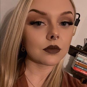 Meet your Posher, Tori